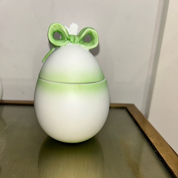 Vintage Floral Lefton China Hand Painted Porcelain Easter Egg Trinkets - Picture 3 of 10